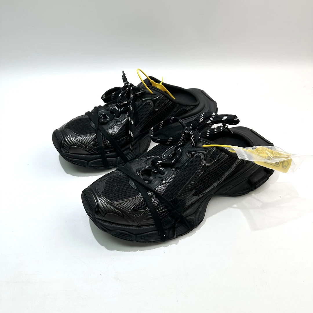 99新 Balenciaga/巴黎世家 42码 黑色3XL穆勒老爹鞋bl0492
