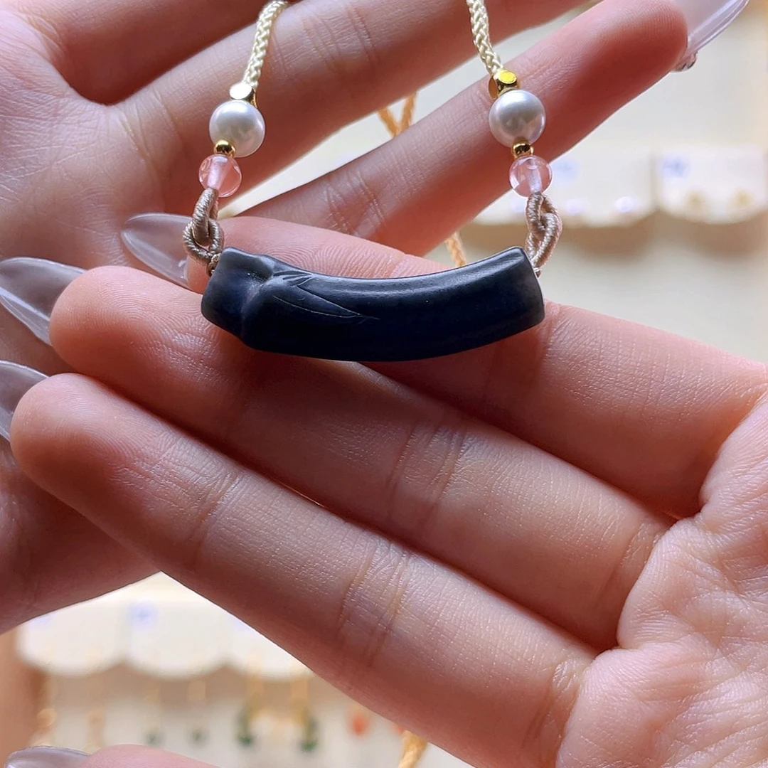 和田玉吊坠(赠链)未镶嵌