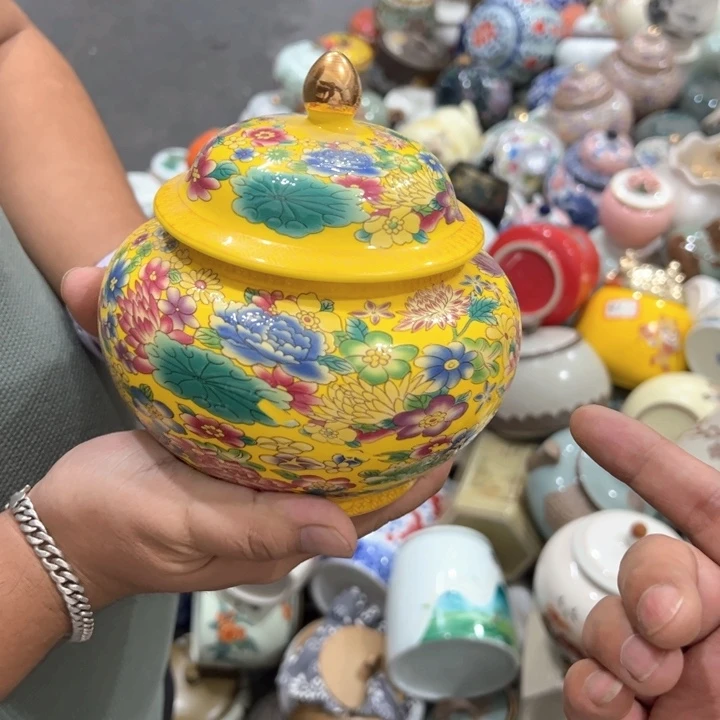 瑕疵福利品陶瓷茶叶罐介意勿拍