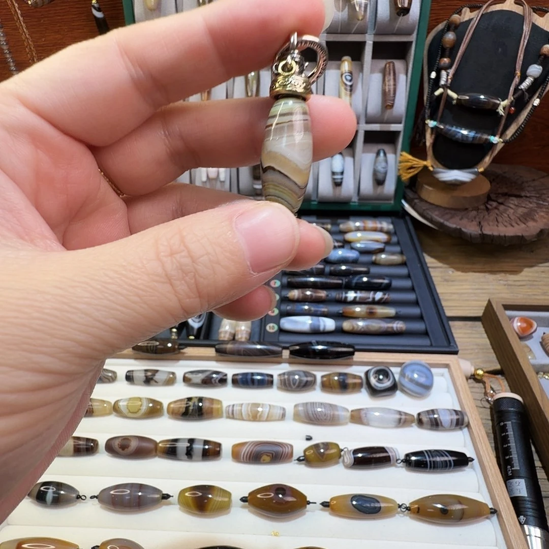 大***扬玛瑙/玉髓合金颈饰