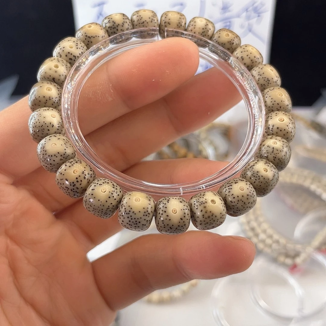 吊坠星月菩提783