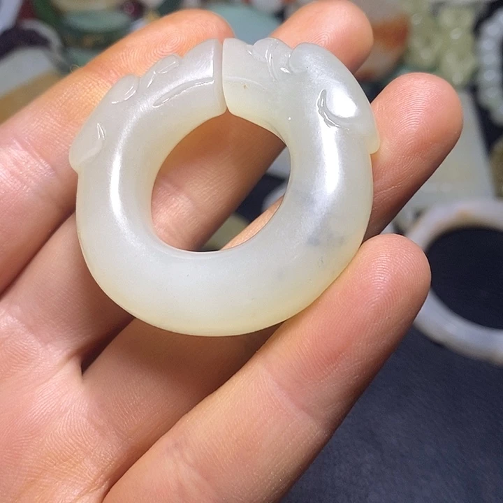 和田玉（糖玉）未镶嵌颈饰