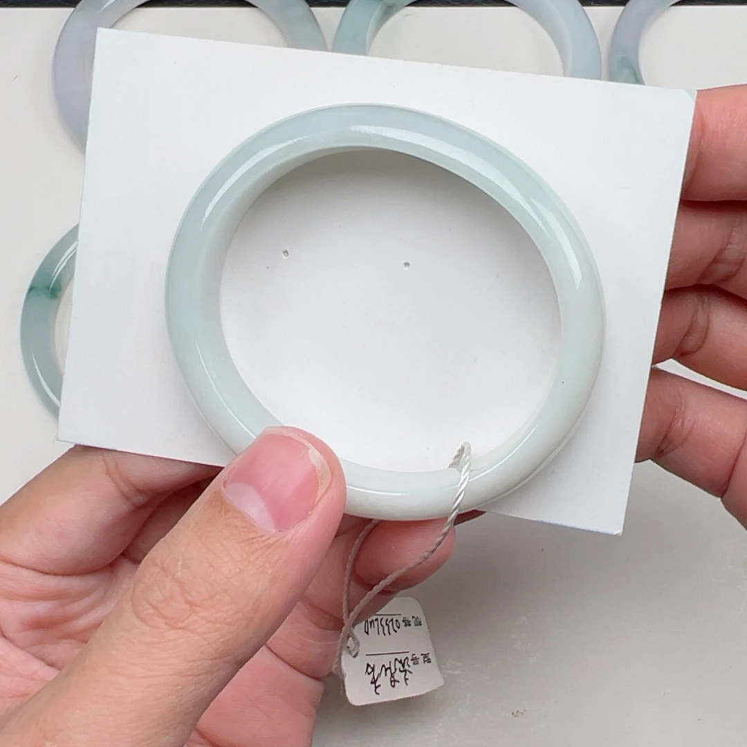 未镶嵌手镯翡翠52.6*46.5*12.9*6.5