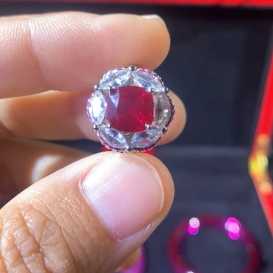 银S925镶嵌戒指红宝石