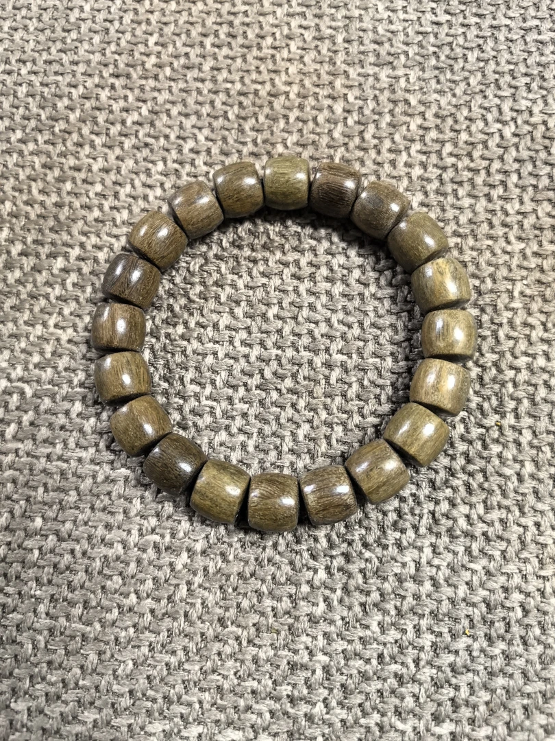 【不带盒发货】绿檀直切桶珠11m   4405