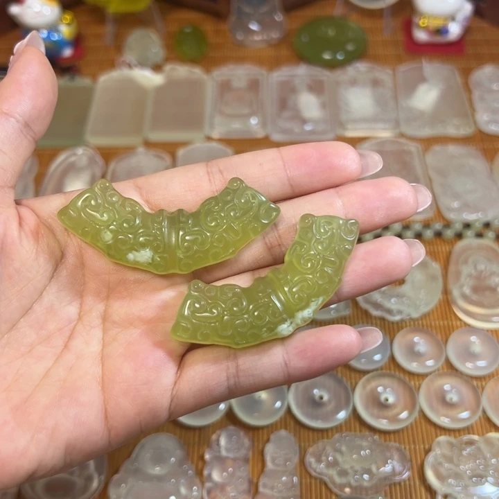 岫玉未镶嵌岫玉白冰挂件玉衡无绳