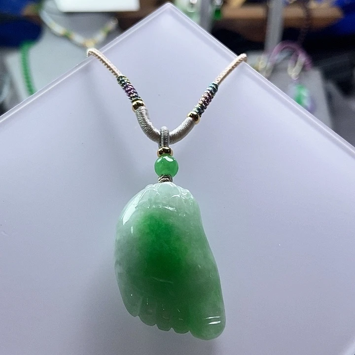 吊坠(赠链)未镶嵌翡翠