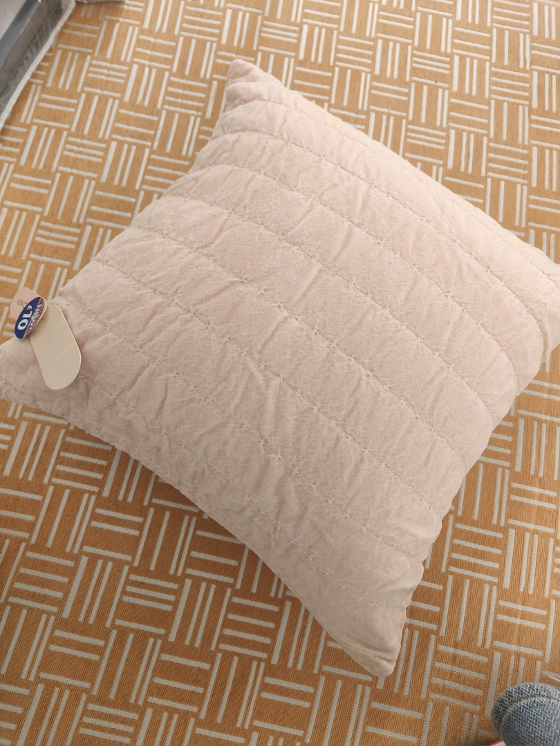 外贸高品质粉色纯棉米粒绣抱枕套尺寸约50*50发一对