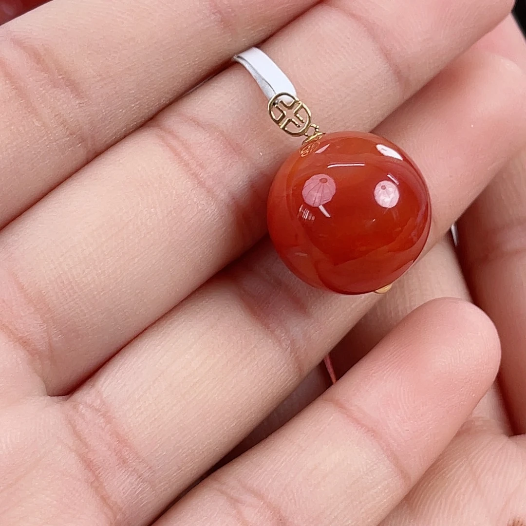 南红玛瑙18K金镶嵌瓦西锦红单珠吊坠16mm