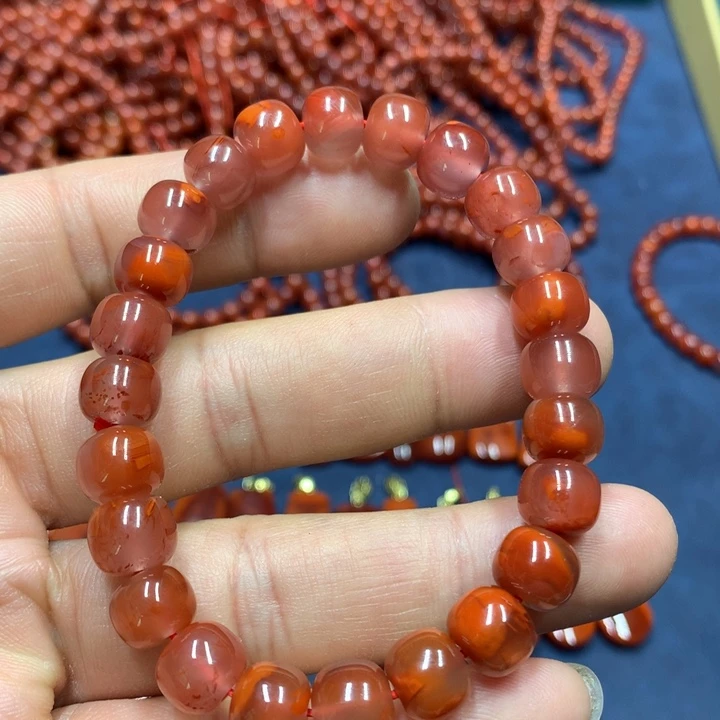 南红玛瑙手串未镶嵌9+’mm