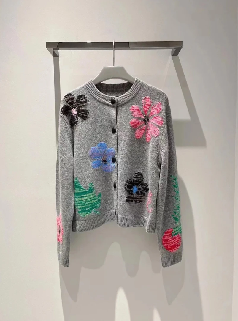 【清仓】ES花朵开衫2025春季新款羊毛灰色软糯女针织圆领开衫A116