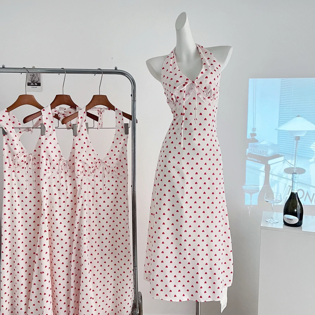 法式甜美风缎面爱心波点挂颈洋装女夏季季小个子收腰显瘦气质裙