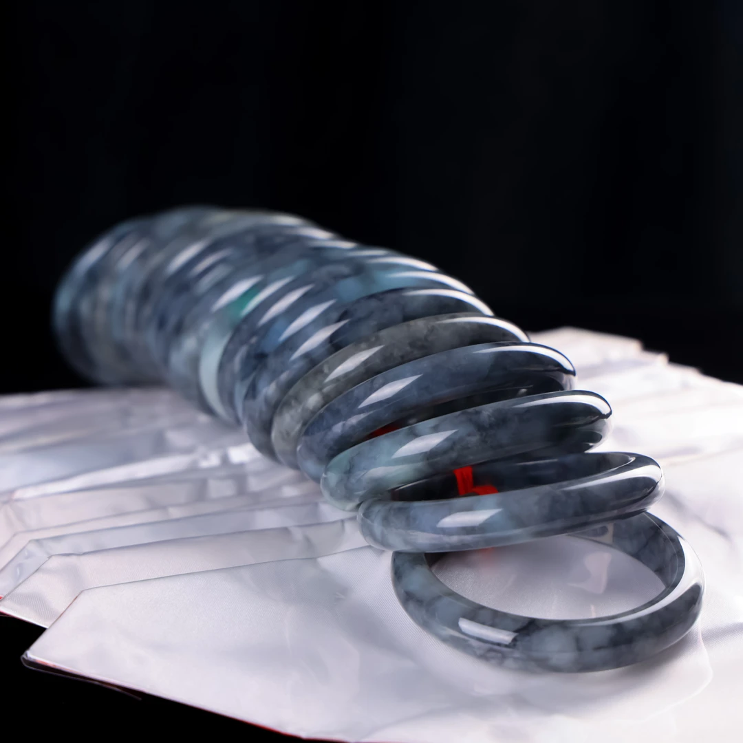 【大李珠宝】翡翠手镯多样性发其一kc---k010