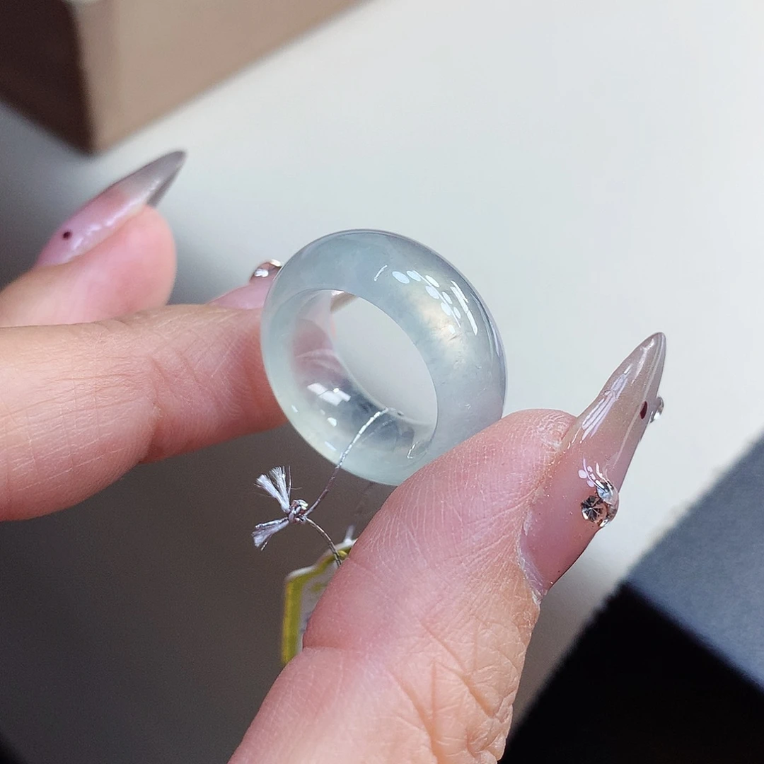 翡翠戒指未镶嵌10-11号