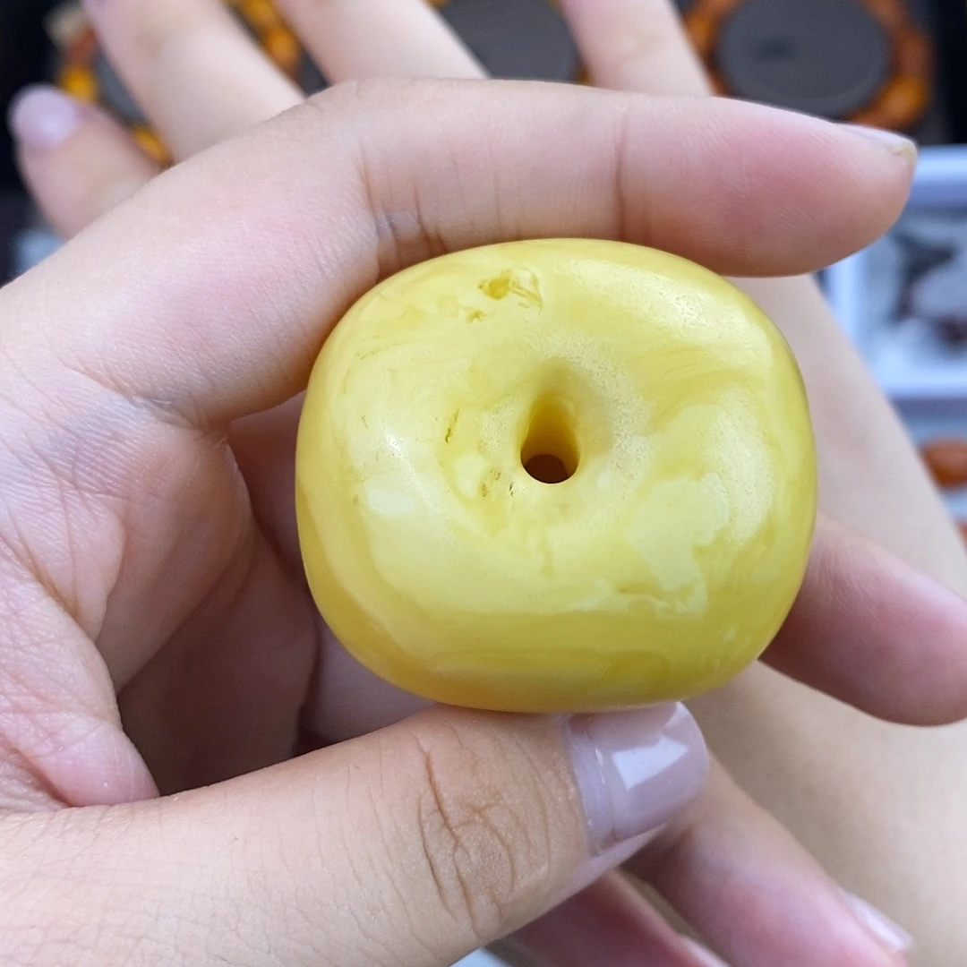 裸石琥珀未镶嵌蜜蜡
