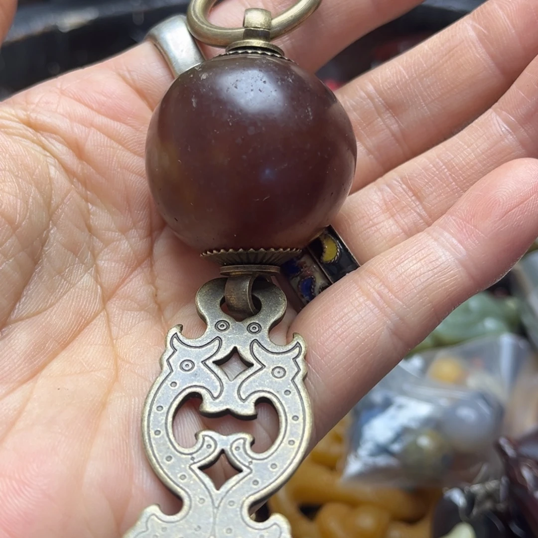 魔***手查罗石合金颈饰摆件一件一件