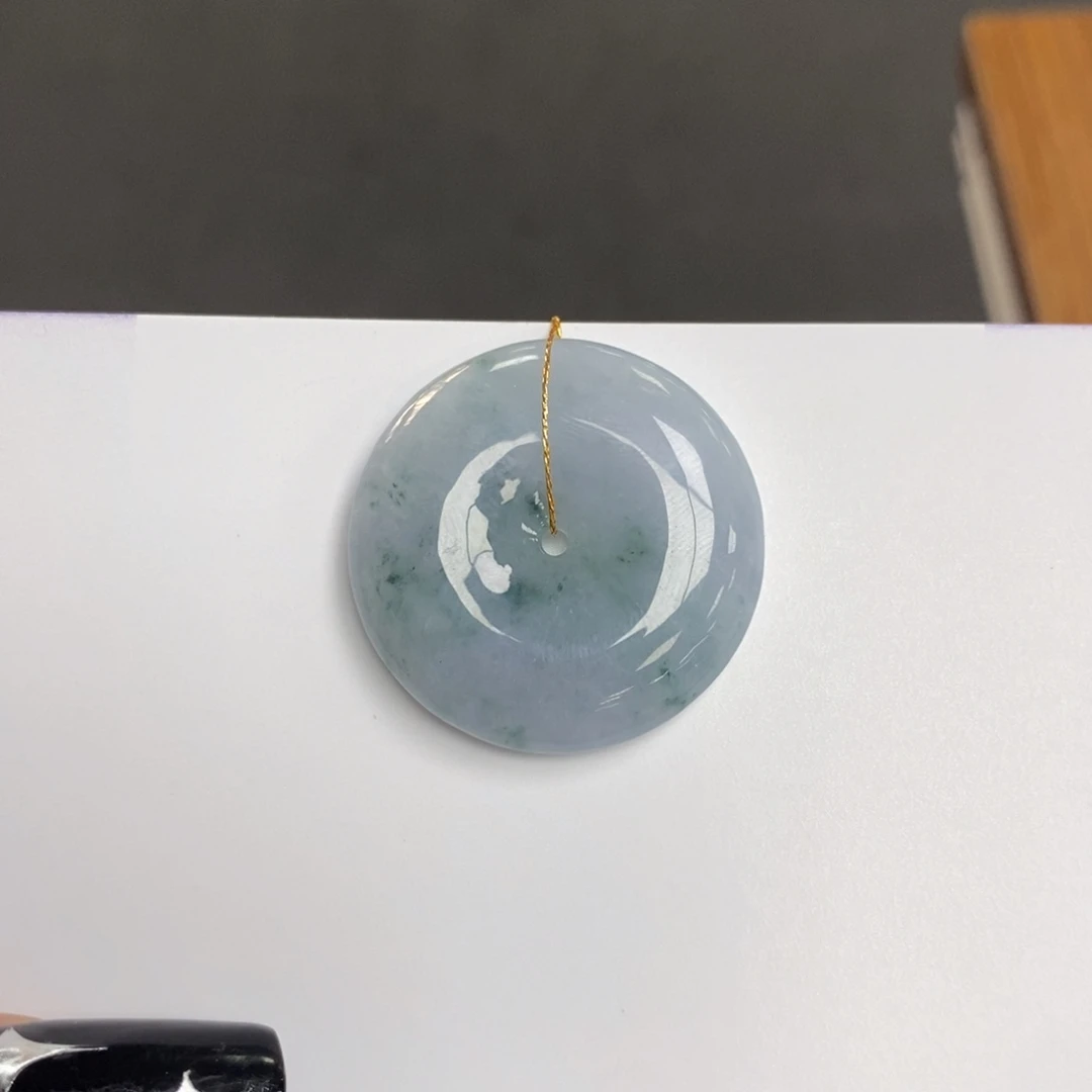 颈饰未镶嵌翡翠平安扣