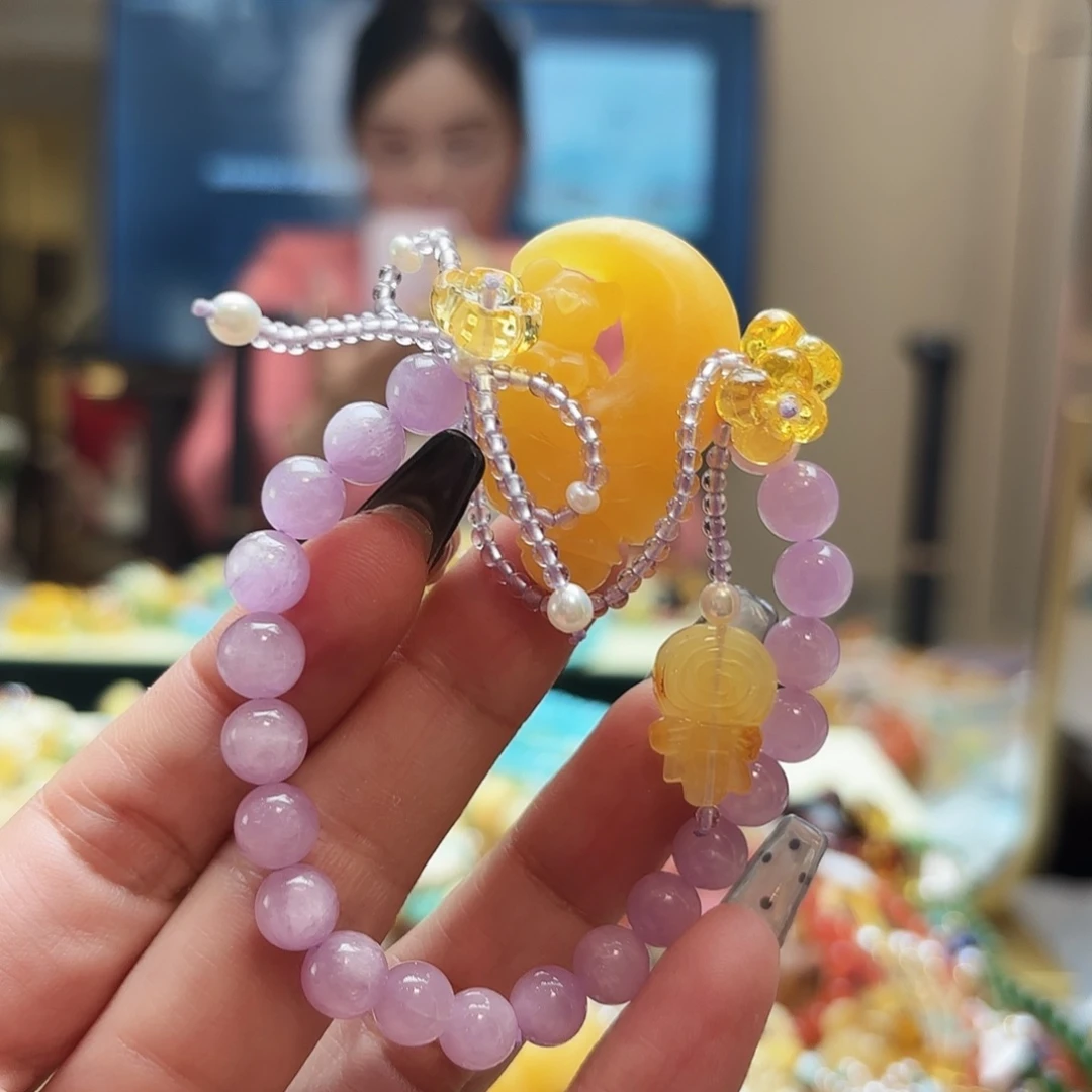 琥珀颈饰未镶嵌琥珀