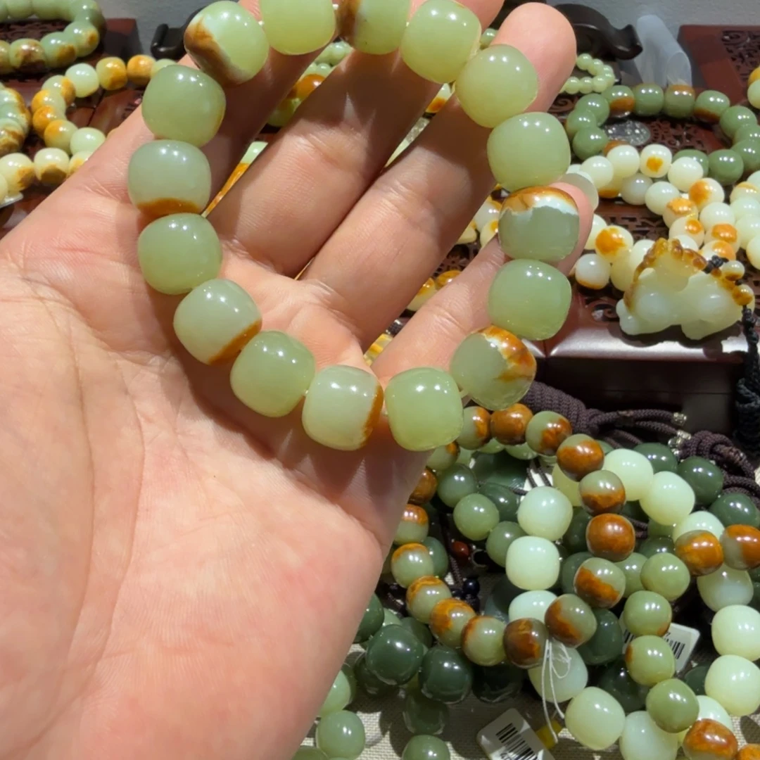 随***缘和田玉（糖玉）未镶嵌手链