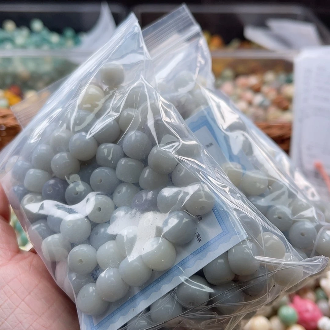 白玉菩提吊坠A/10mm/100颗锅底