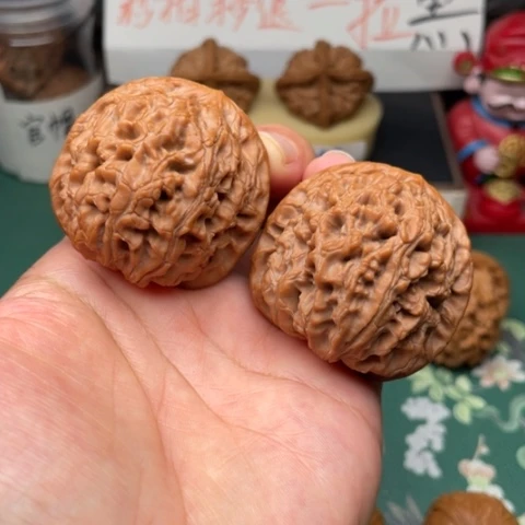 【闪购商品】文玩核桃吊坠44水龙47肚