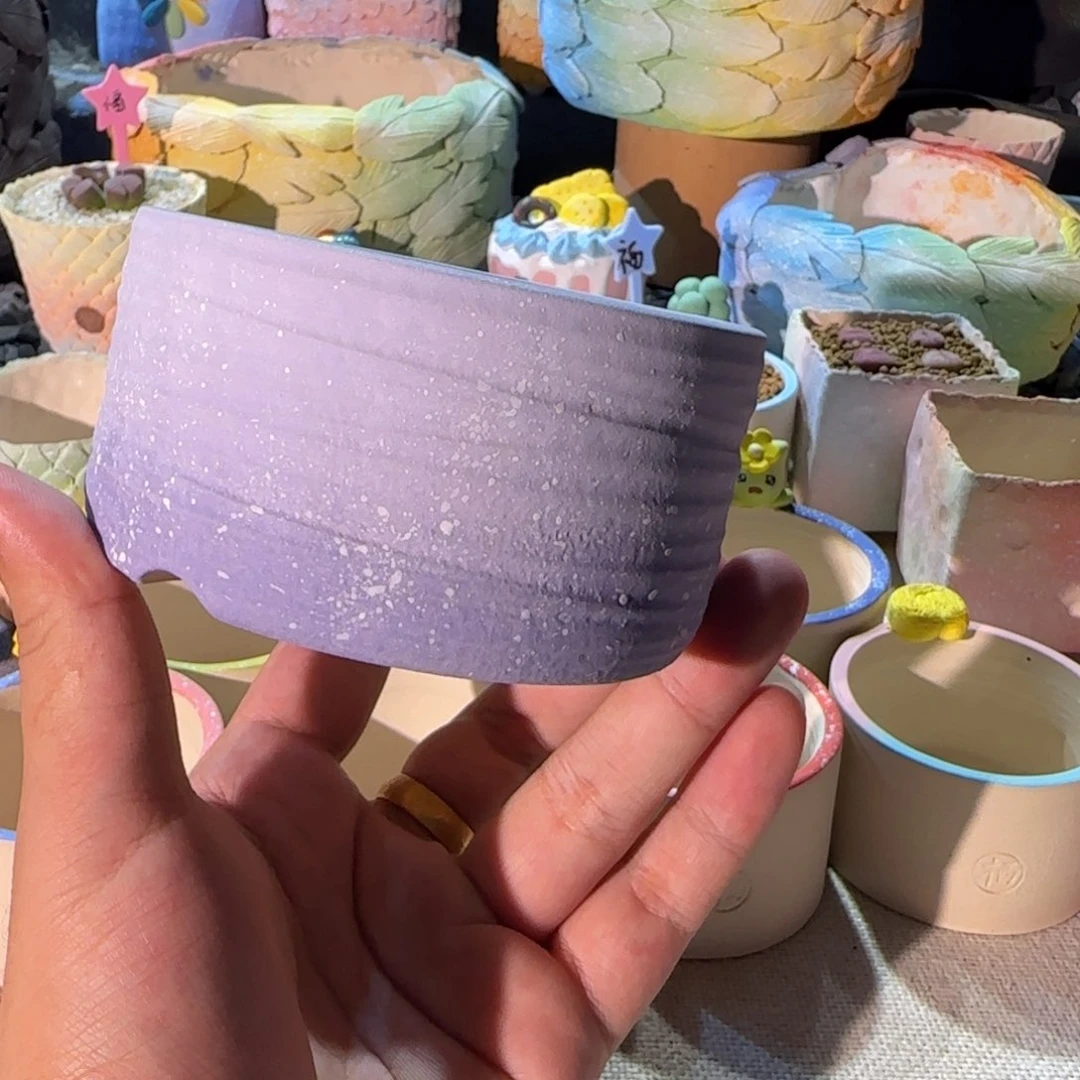 皇***红凄凄切切地在我的脑海里浮现出