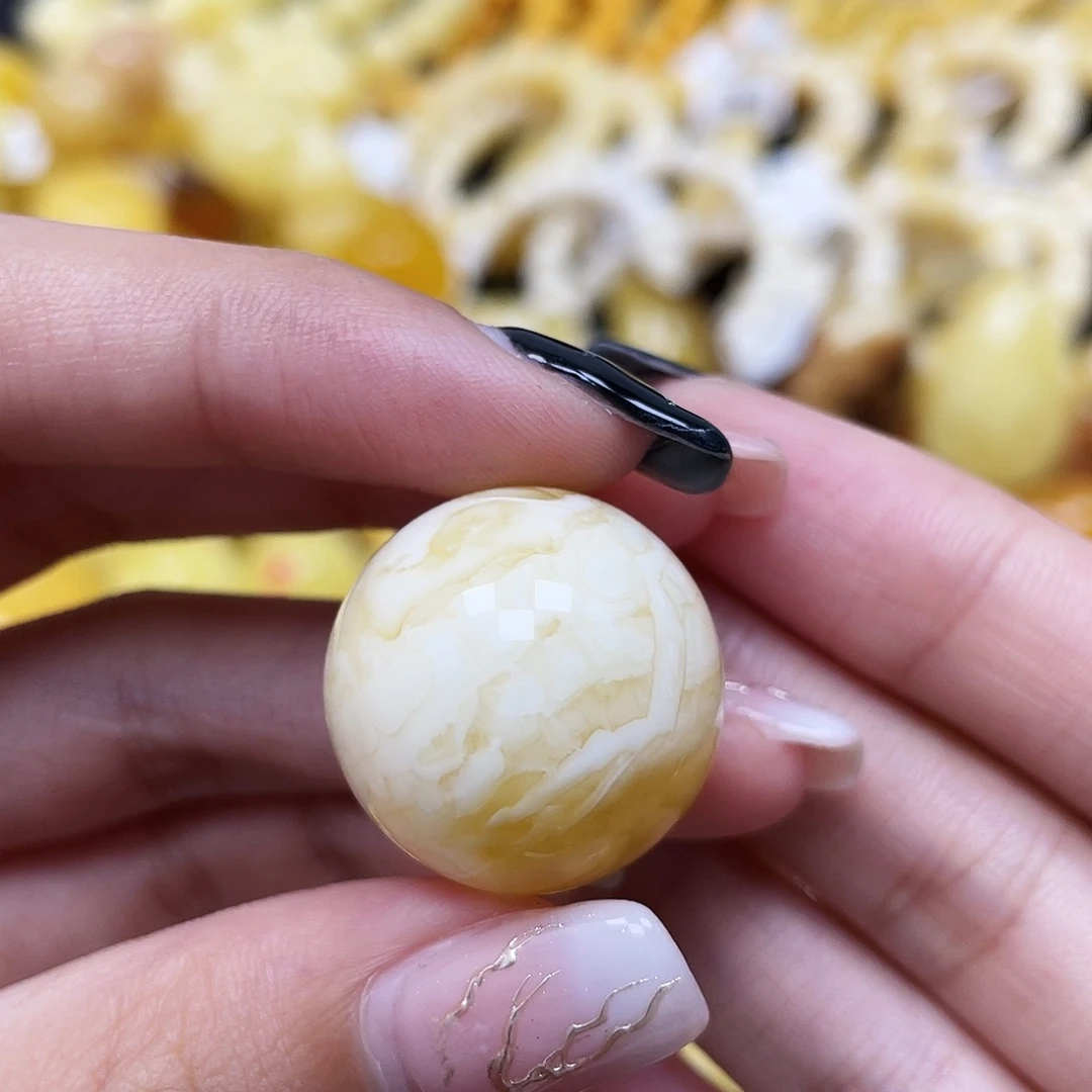 琥珀未镶嵌裸石22.4mm金瓷白溶洞圆珠蜜蜡