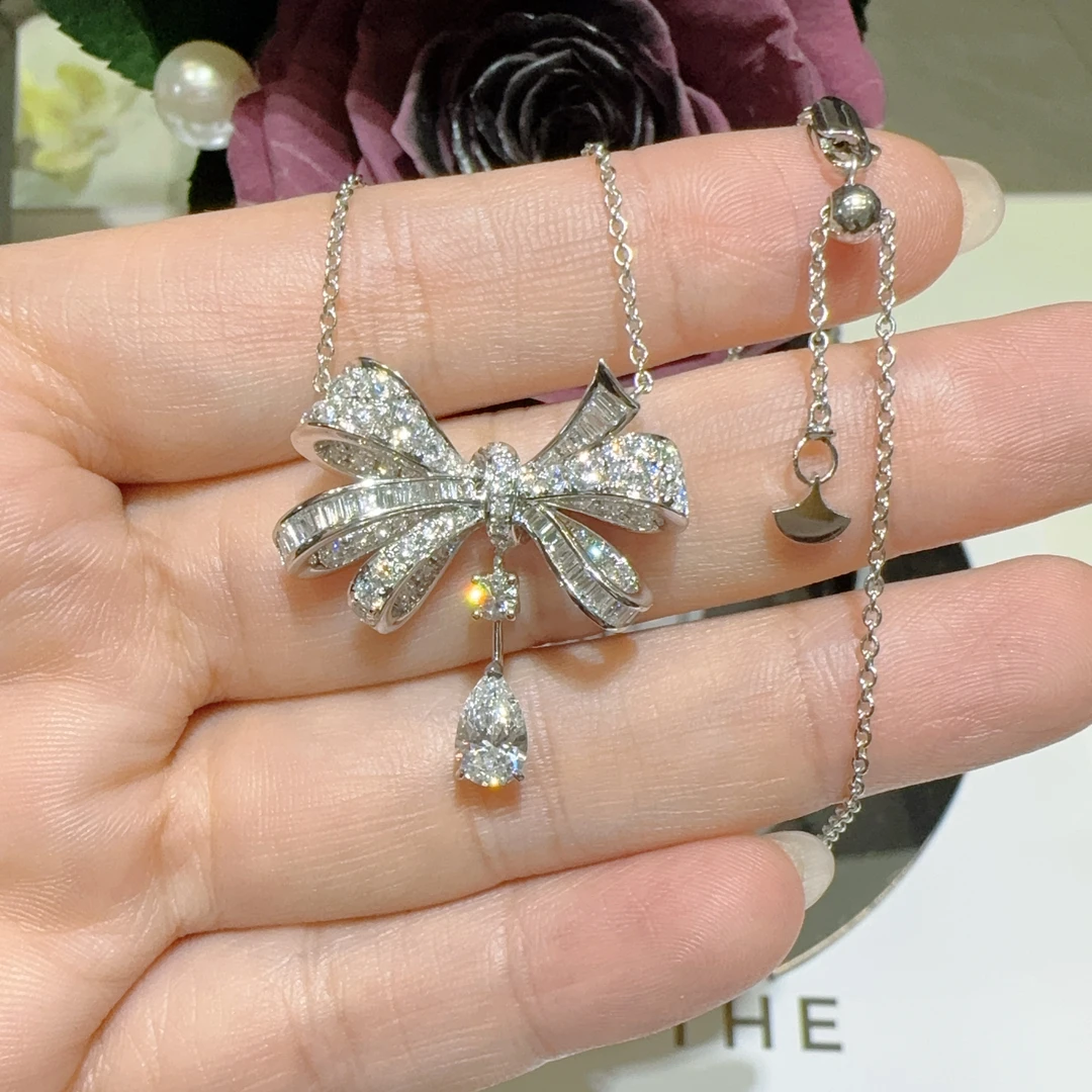 实验室培育钻石18K白金镶嵌培育钻石满钻水滴蝴蝶结项链经典女款