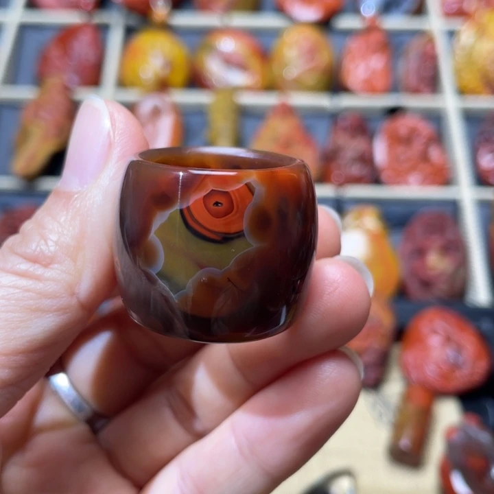 玛瑙/玉髓战国红扳指未镶嵌