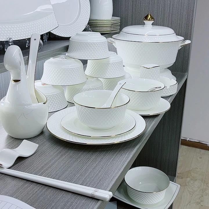 景德镇陶瓷学院教授等