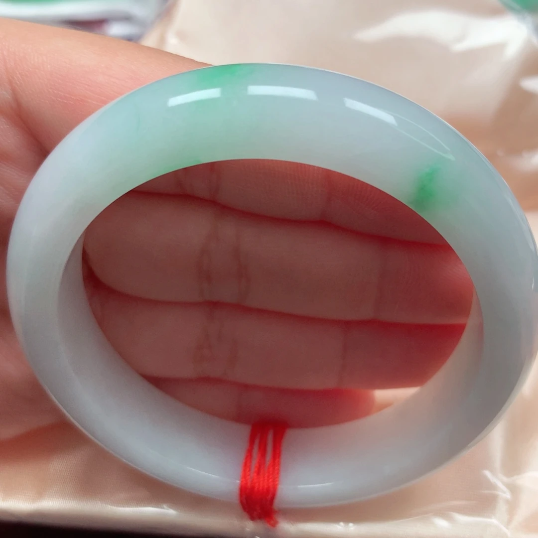 翡翠手镯未镶嵌38白底青