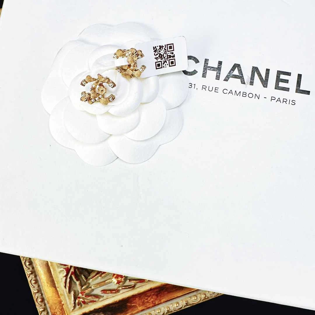 95新 Chanel/香奈儿 柚礼/香奈儿繁花双c耳钉lz411213