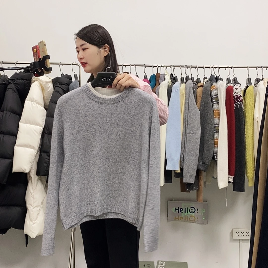 灰色针织衫130斤内