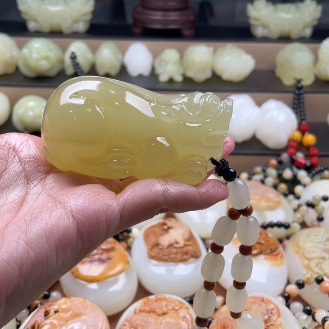 蜕***蟾石材古青石手把件