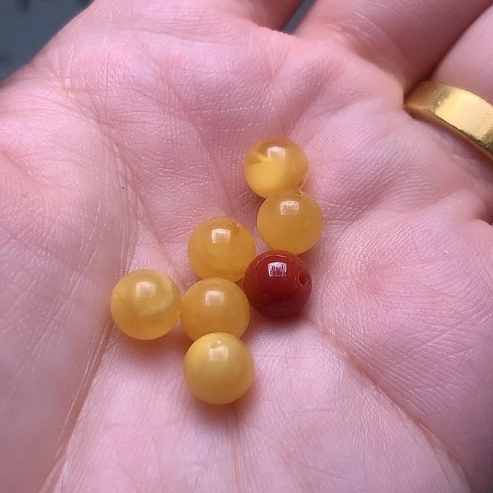 南红玛瑙未镶嵌珠宝奇石