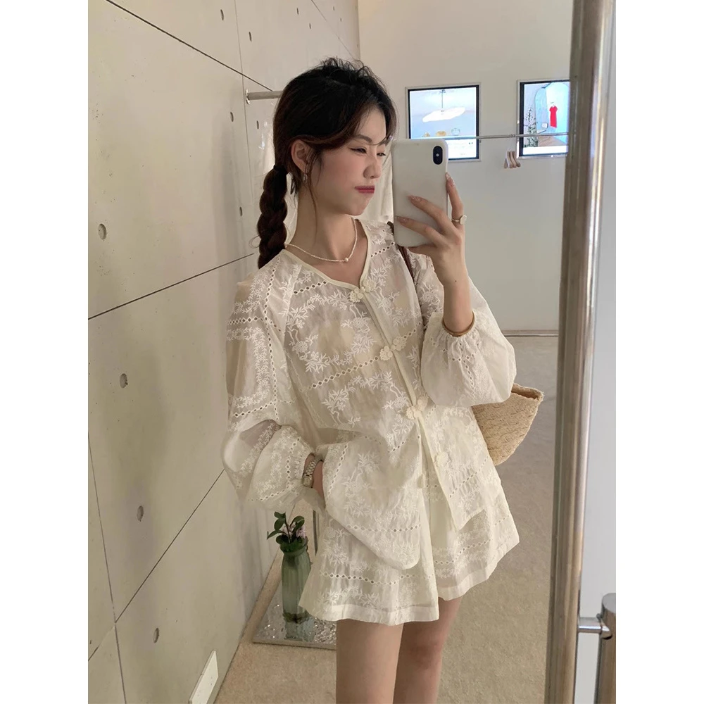 新中式国风设计套装镂空刺绣上衣夏季时尚洋气白色裤子两件套新款