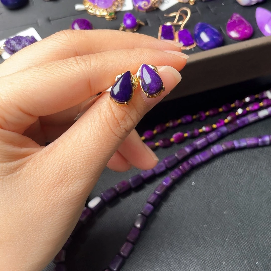 苏纪石（舒俱来）银S925镶嵌耳环