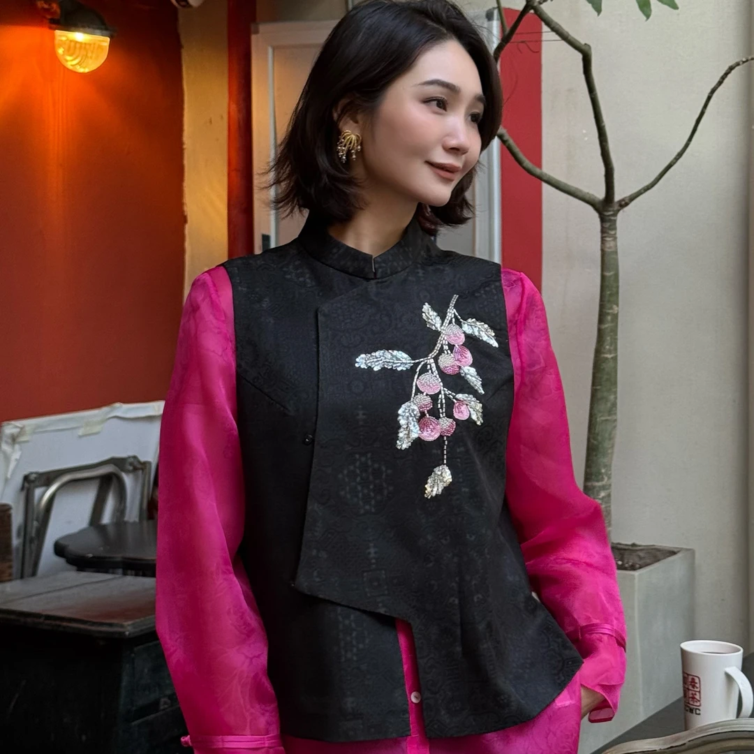 新裁集NCC【大吉大荔】新中式香云纱八达晕纹珠绣马甲XCJ2601680801