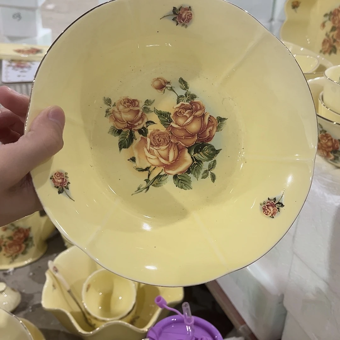 星博陶瓷有限公司2个