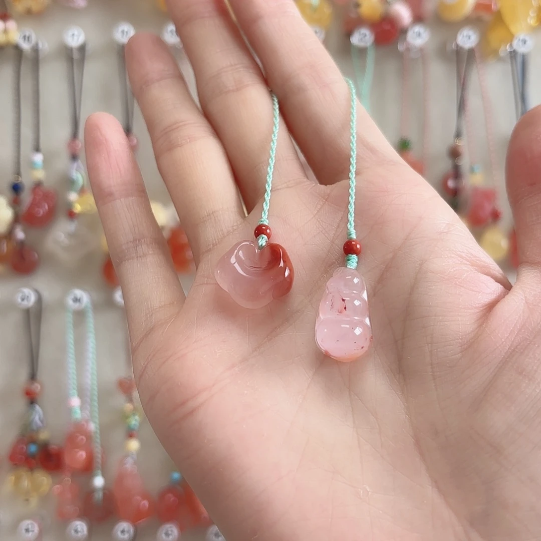 南红玛瑙未镶嵌吊坠(赠链)微瑕