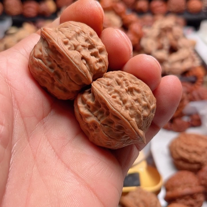 文玩核桃把件野生平谷大枣