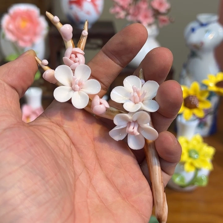 手工精致陶瓷摆件