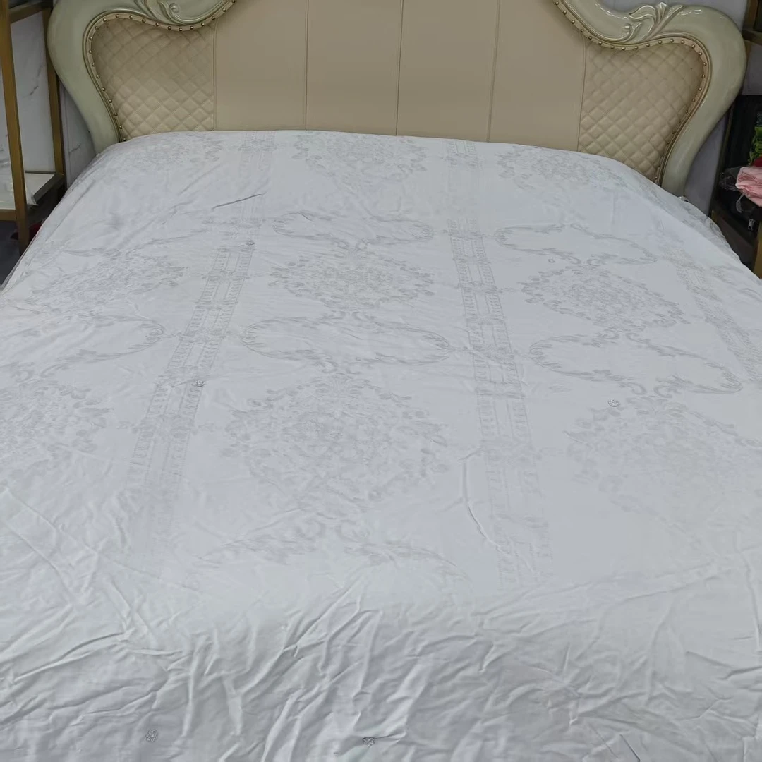 7585 天丝蚕丝被