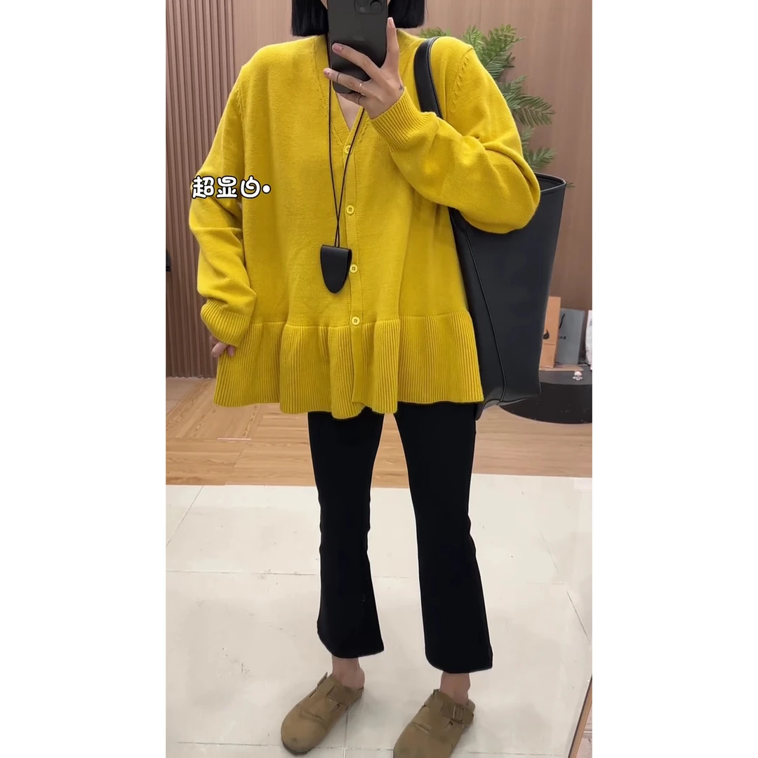 韩系外穿小裙摆V领针织开衫上衣