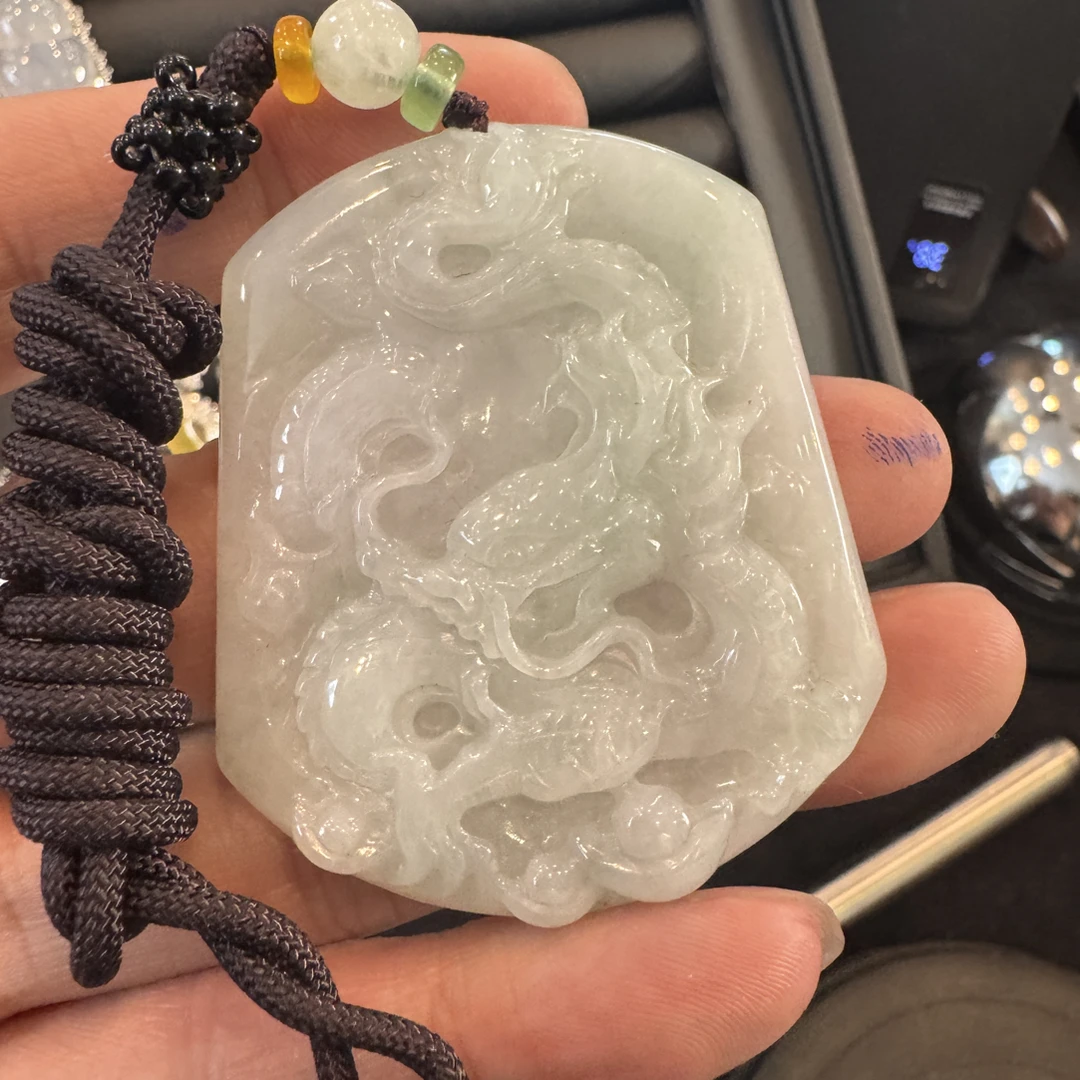 翡翠A货精品龙牌