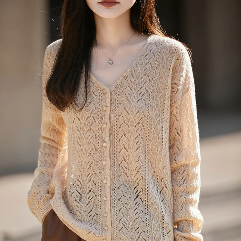 哥弟阿玛施正品100%纯羊毛开衫女秋冬款法式V领镂空钩花慵懒毛衣