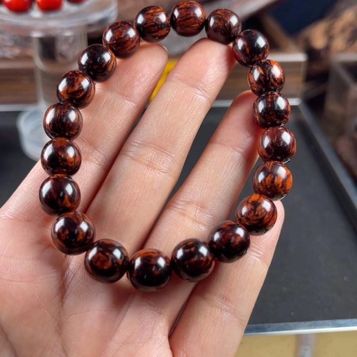 梅***玫降真香红降1.0珠子