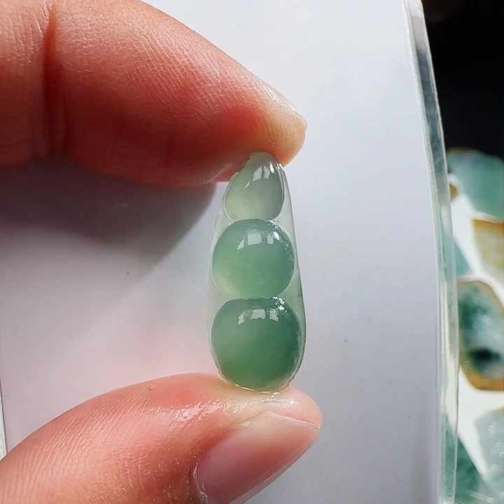 定制翡翠未镶嵌翡翠首饰