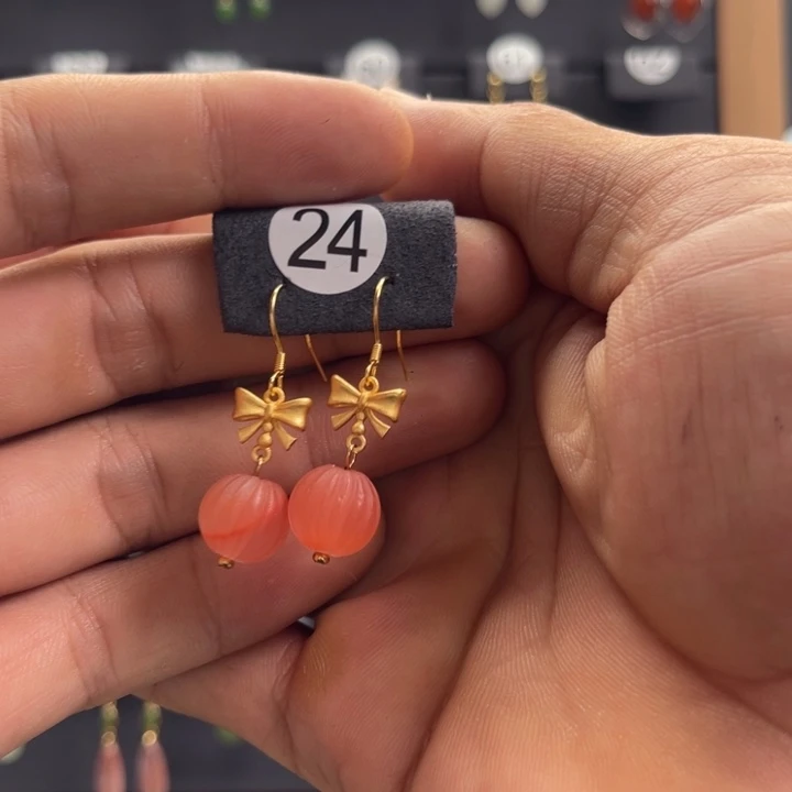 佳***8南红玛瑙合金耳饰