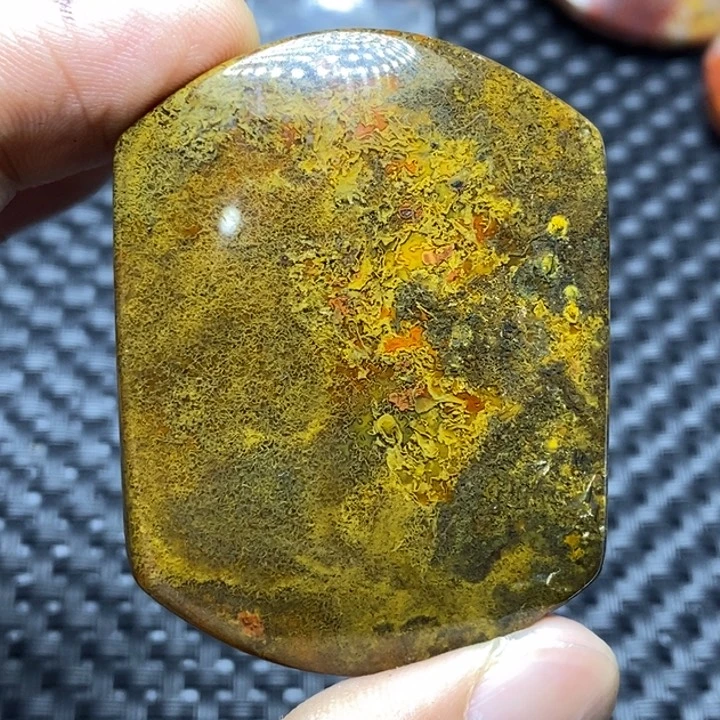 玛瑙/玉髓颈饰未镶嵌王*盛